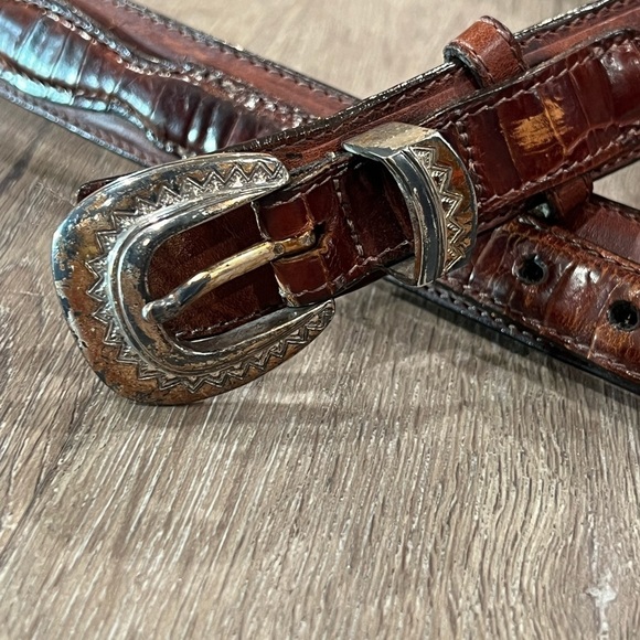 Vintage Brighton Hand Made USA Leather Patina Silver Buckle Clasp Ornate - Picture 2 of 9